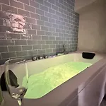 Appartamento Magic Avec Balnéo, Sauna Et Terrasse Reims
