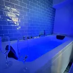 Magic Avec Balnéo, Sauna Et Terrasse Appartamento