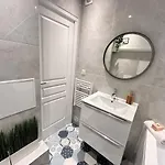 Appartamento Magic Avec Balnéo, Sauna Et Terrasse Reims