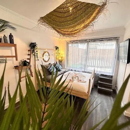Magic Avec Balnéo, Sauna Et Terrasse * Reims